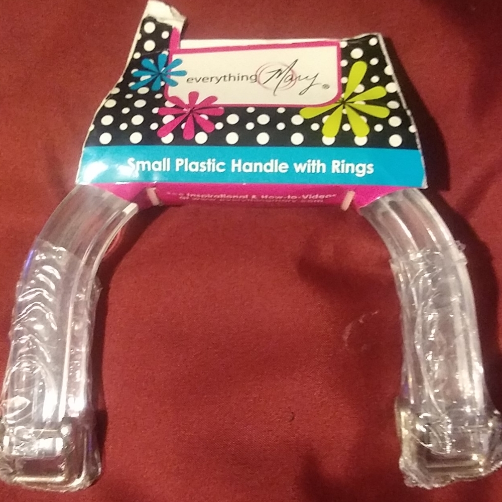Small plastic handle whit rings